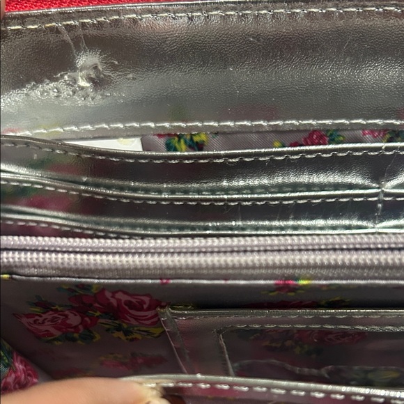 Betsey Johnson Bold Red Heart Wallet - Picture 6 of 11